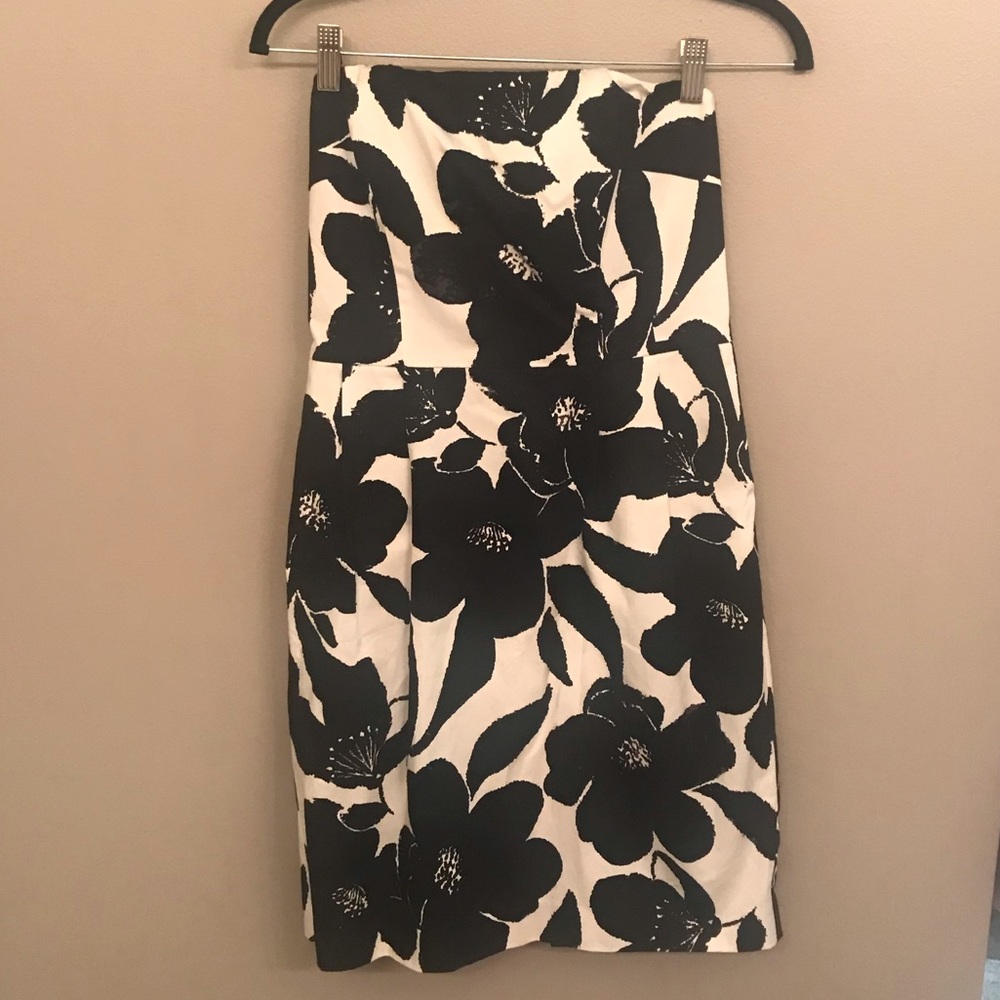 Strapless black and white Express dress, size 6